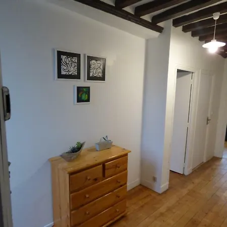 De La Cathedrale Apartment