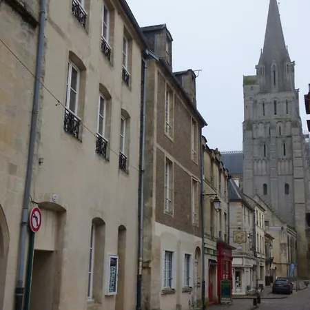 De La Cathedrale Bayeux